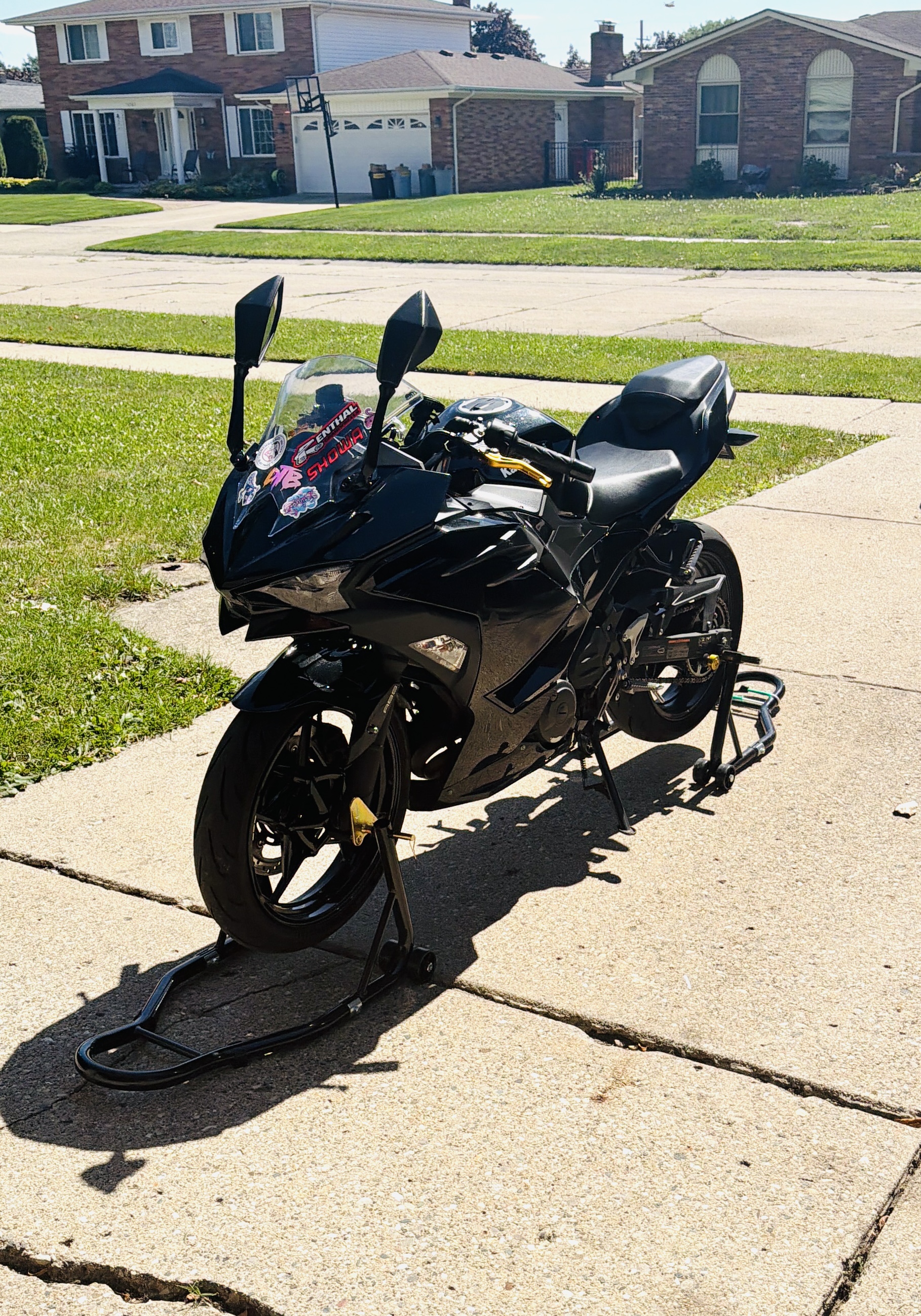 Domoto's Kawasaki Ninja 500