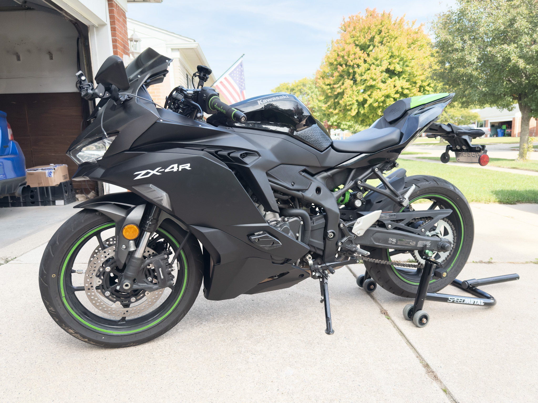 ZX-Id10t's Kawasaki ZX4RR